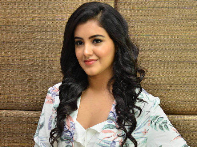 Malvika Sharma Photo Stills